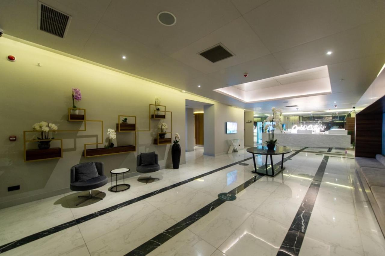 Elegance Sea View Aparthotel In Orbi City バトゥーミ エクステリア 写真